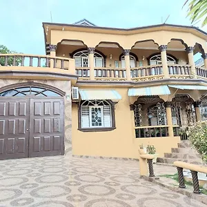 Guest house Cambridge Mi Casa Ur Casa With Pool And Access ***