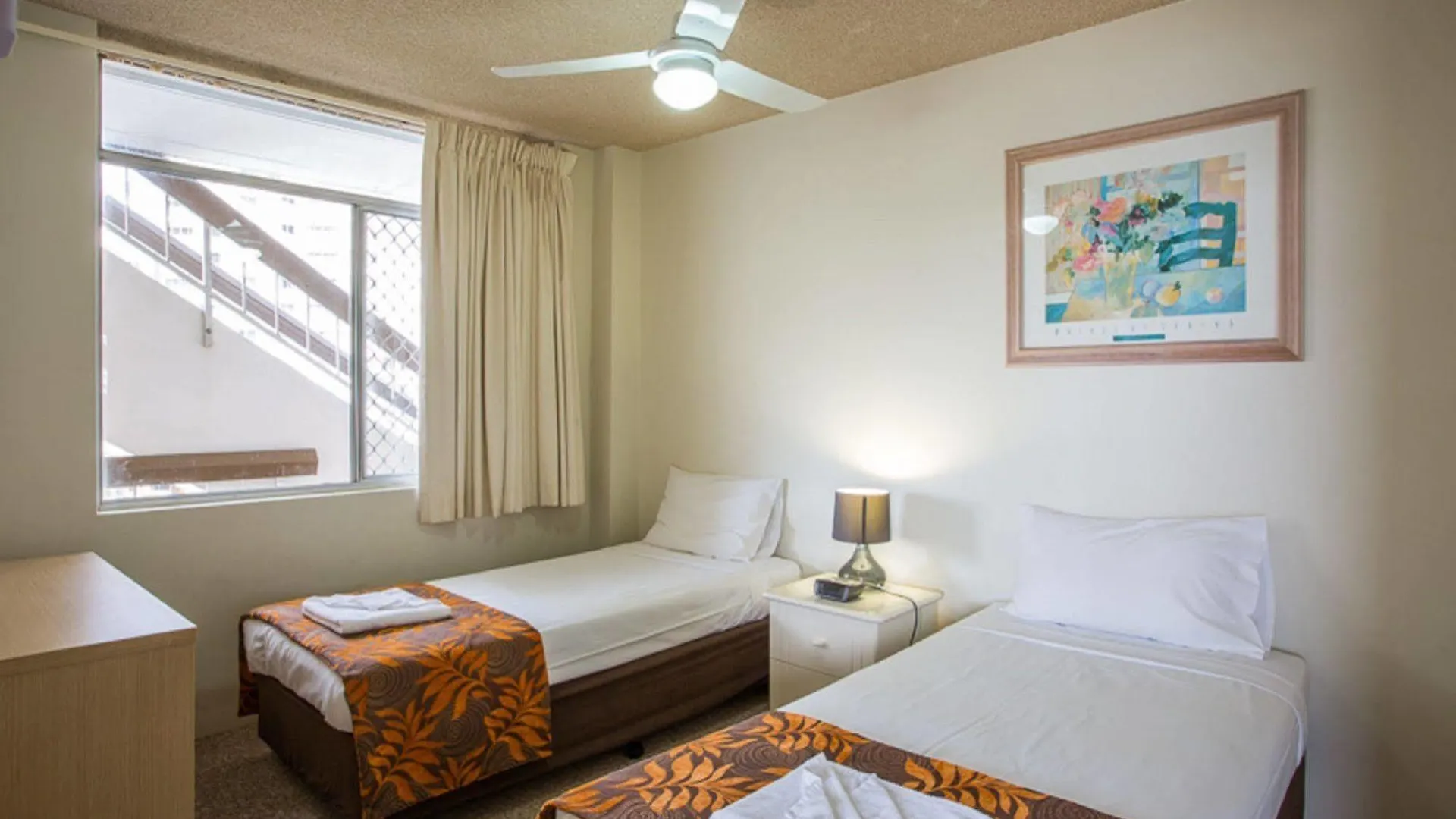 Suntower Holiday Apartments Gold Coast Aparthotel